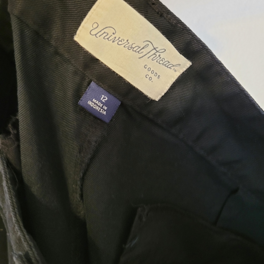 🎯 nwt Universal thread Black High rise loose fit pleated Chino pants - Picture 4 of 4